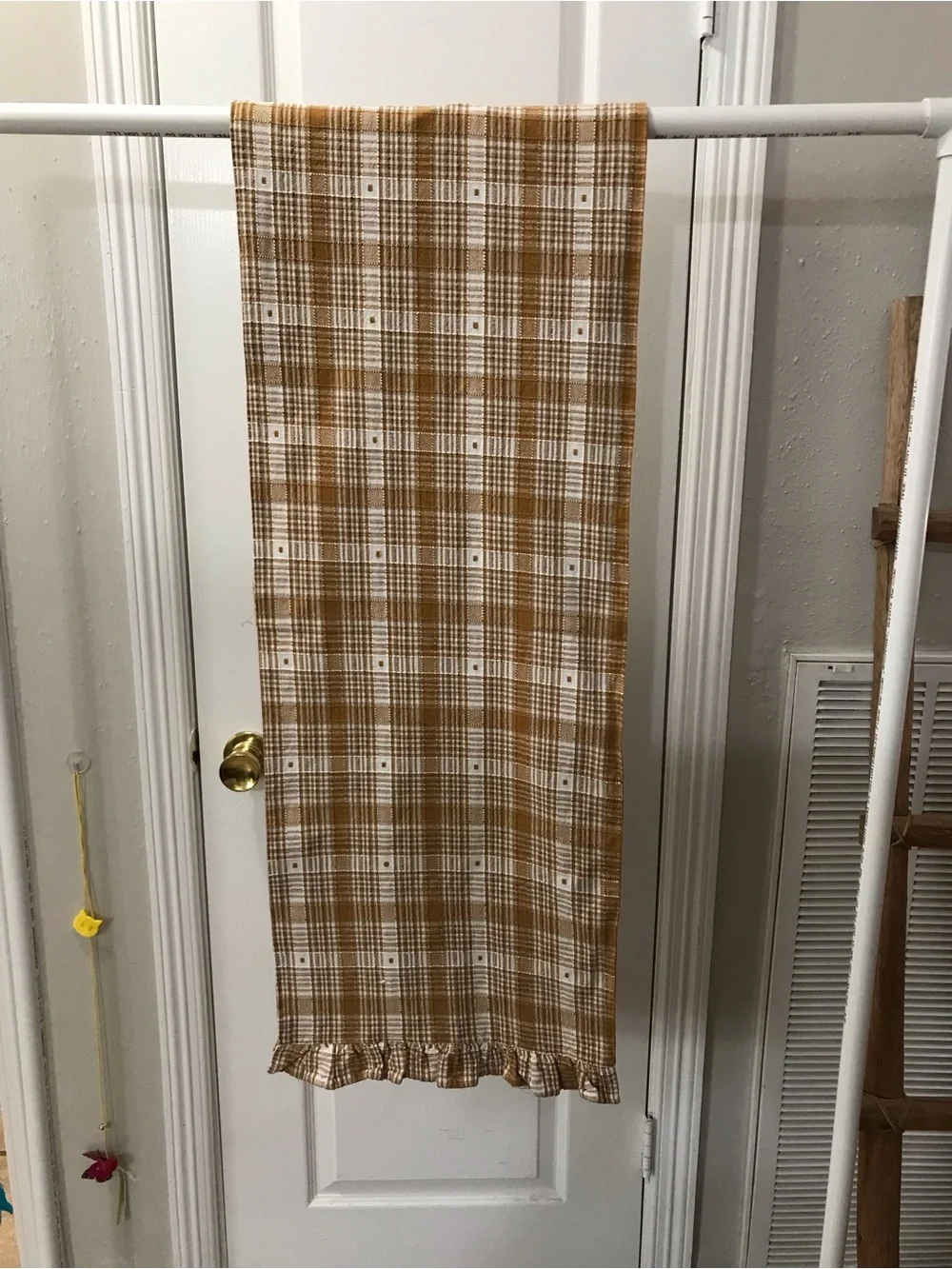 Shabby Chic Table Runner